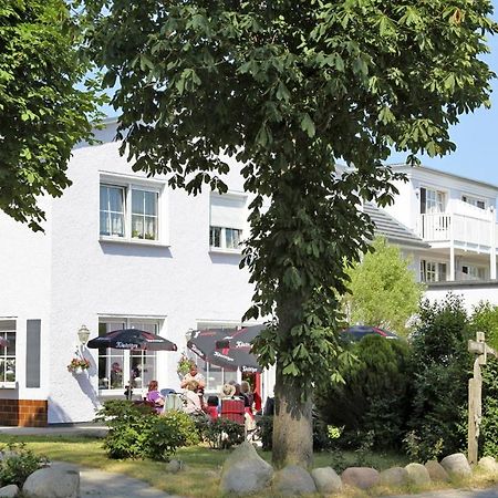 Aparthotel Saatmann Garni Ahrenshoop Buitenkant foto