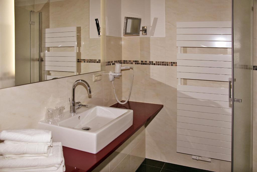 Aparthotel Saatmann Garni Ahrenshoop Kamer foto