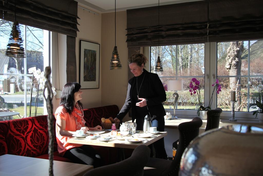 Aparthotel Saatmann Garni Ahrenshoop Buitenkant foto