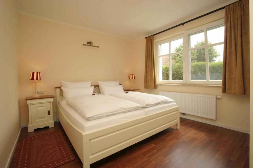 Aparthotel Saatmann Garni Ahrenshoop Buitenkant foto